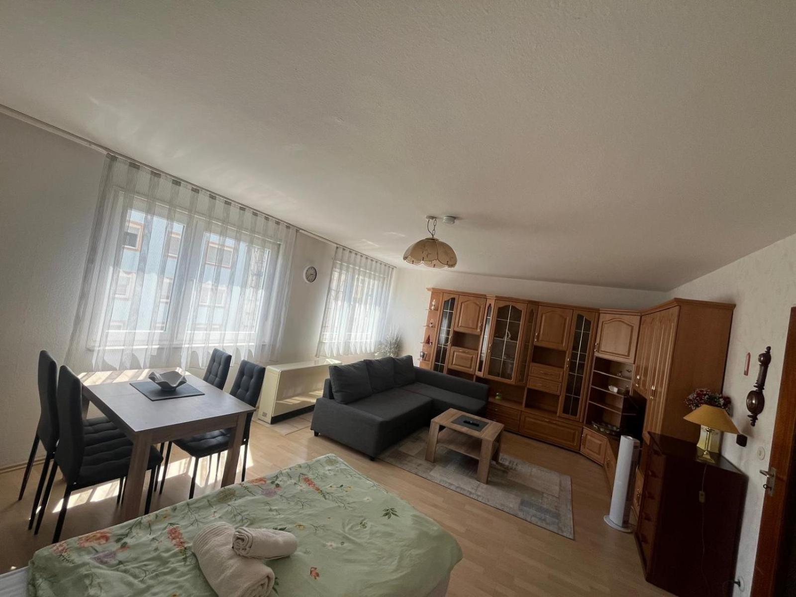 Schoene Ferienwohnung In Saarbruecken Luaran gambar